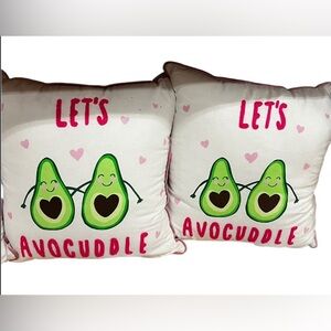 New RACHEL ROY LETS AVOCUDDLE AVOCADOS VALENTINES DAY PILLOW PINK VELVET BACK